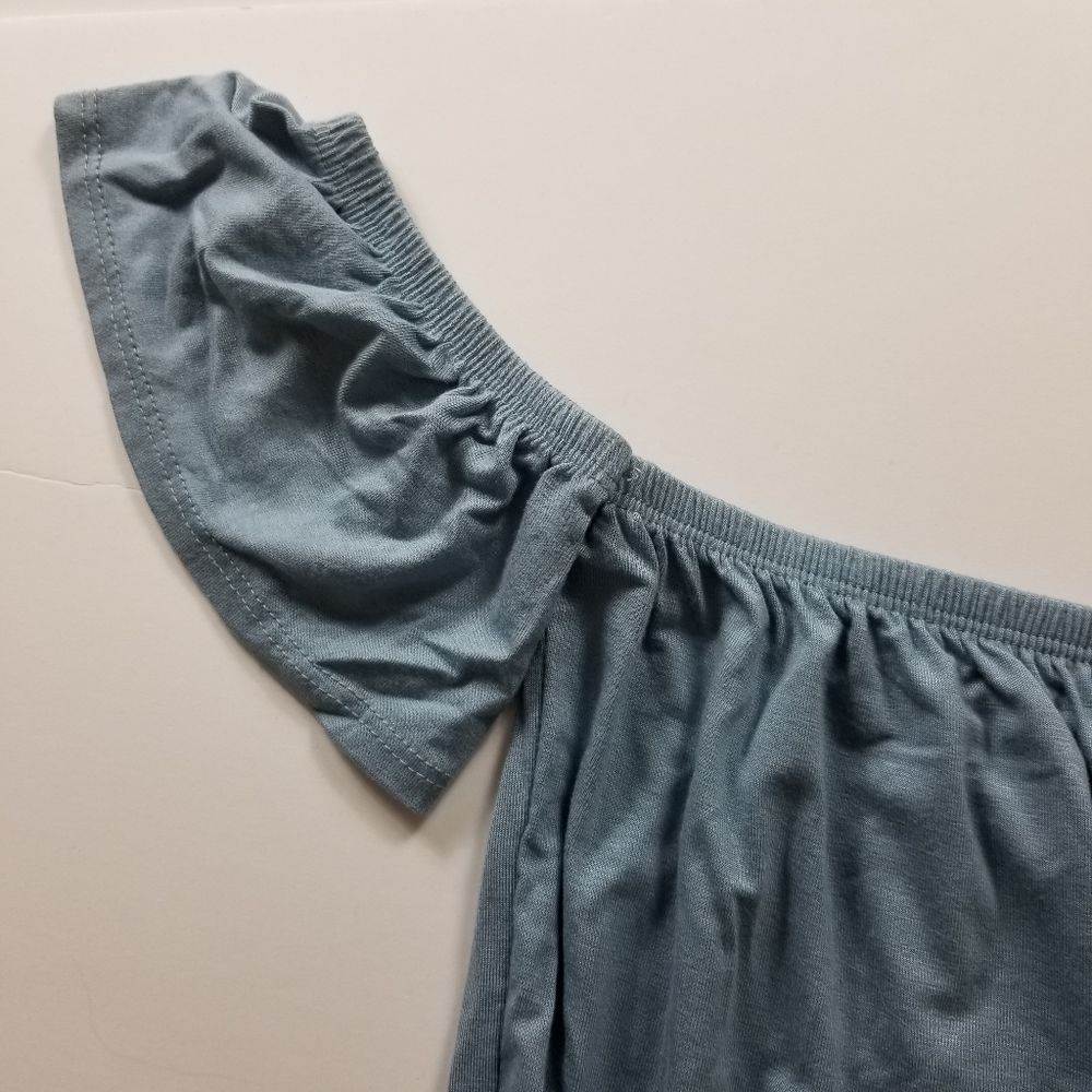 Ivy & Main off-shoulder blue crop top - Picture 3 of 4
